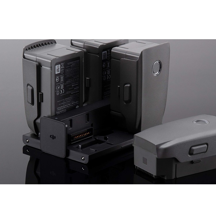 Mavic,2,バッテリー充電ハブ,マビック2,ドローン,DJI,4K,P4,4km対応,スマホ操作,ドローンレース,小型,カメラ,ビデオ,空撮,正規品