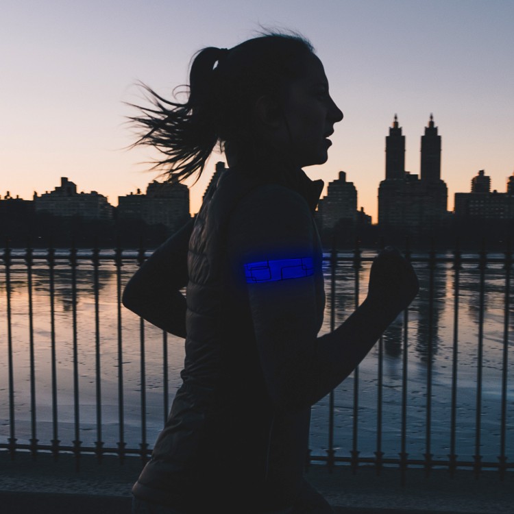 LED,LED Wristband,マラソン,ランニング,ジョギング,バンド,アームバンド,リストバンド,光るバンド,スポーツ